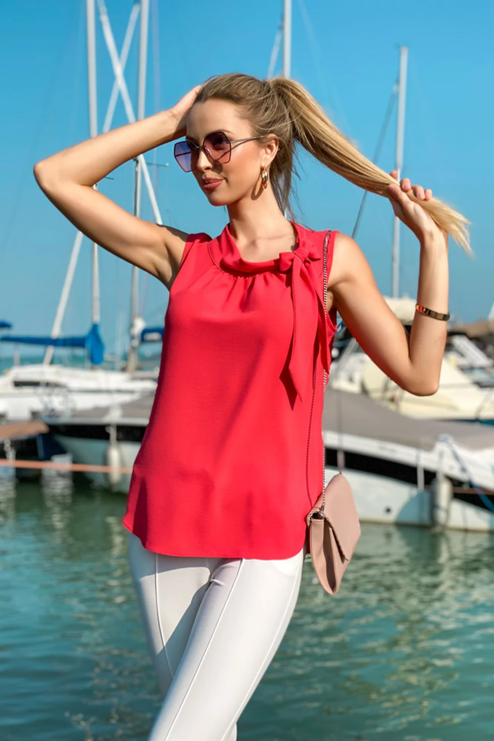 Grácia ujjatlan blúz - Fáradt piros Grácia ujjatlan blúz - Fáradt piros